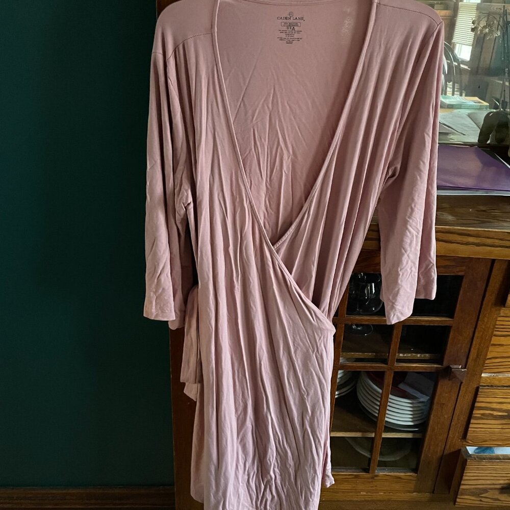 Caden Lane maternity robe - Picture 3 of 5